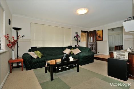 Property photo of 1 Clennett Close Cooloongup WA 6168