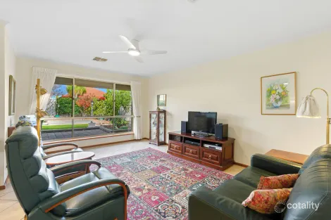 Property photo of 28 Kensington Street Clovelly Park SA 5042