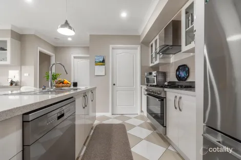 Property photo of 131 Diamond Drive Orange NSW 2800