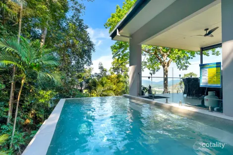 Property photo of 11 Oceanview Place Mooroobool QLD 4870