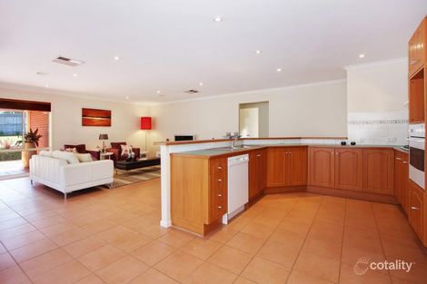 Property photo of 18 Hannora Crescent Croydon VIC 3136