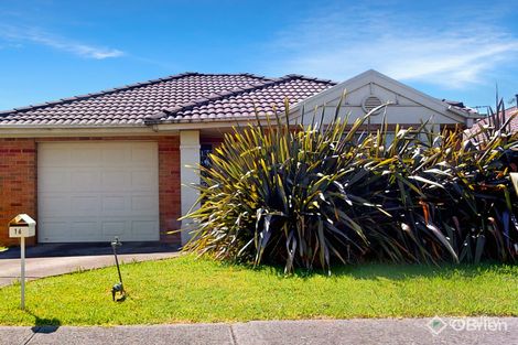 Property photo of 16 Bewley Way Berwick VIC 3806