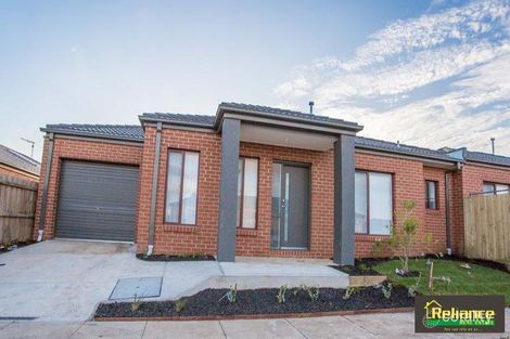2/55 Chapman Dr, Wyndham Vale, VIC 3024