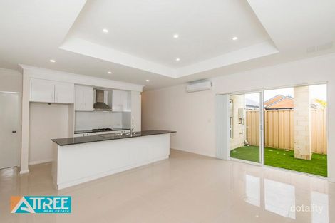 Property photo of 2/15 Alaska Crescent Southern River WA 6110