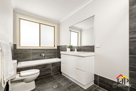 15 Tasman St, Gregory Hills, NSW 2557