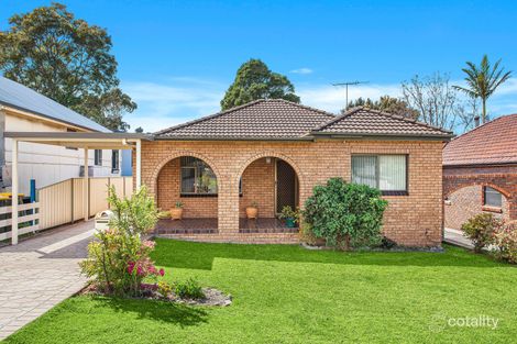 Property photo of 17 Grasmere Street Mount Saint Thomas NSW 2500