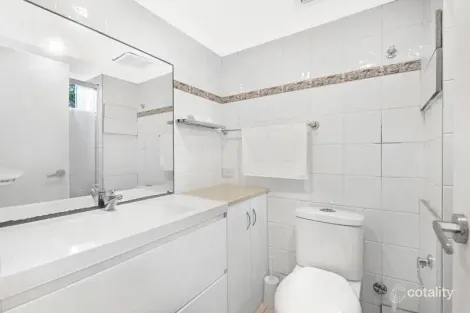 Property photo of 29/38 Enderley Avenue Surfers Paradise QLD 4217