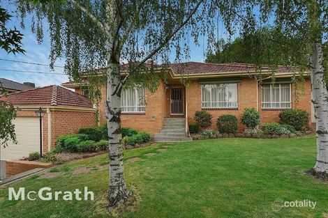 Property photo of 22 Farquharson Street Mount Waverley VIC 3149