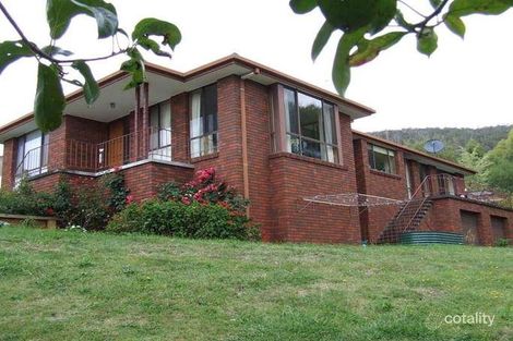 11 Plaister Ct, Sandy Bay, TAS 7005