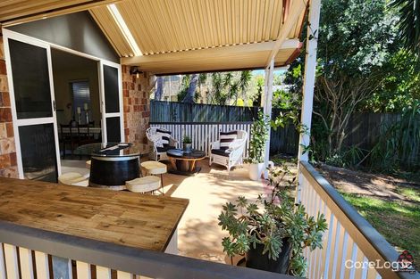 Property photo of 75 Waterview Avenue Wynnum QLD 4178