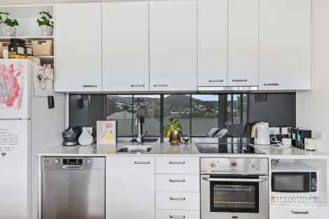 Property photo of 15/3 Clarence Street Bellerive TAS 7018
