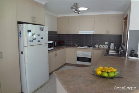 Property photo of 10 Paldi Crescent Glenfield Park NSW 2650