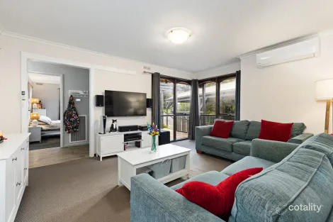 Property photo of 5 The Gums Mount Clear VIC 3350