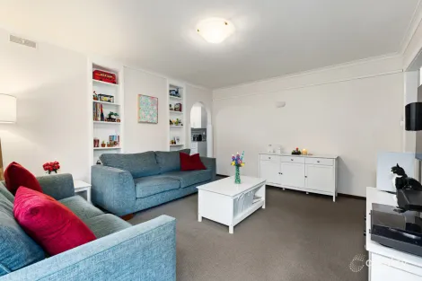 Property photo of 5 The Gums Mount Clear VIC 3350