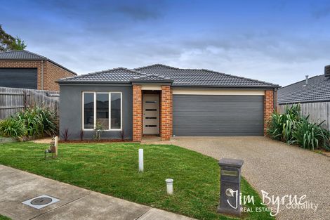 35 Thwaites Rd, Pakenham, VIC 3810