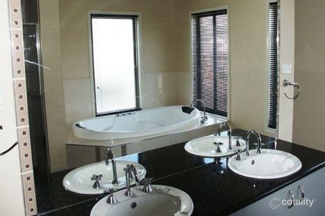 Property photo of 23 Mountain Way Lavington NSW 2641