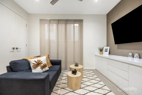 Property photo of 35 Picasso Crescent Carseldine QLD 4034