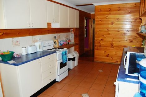 Property photo of 80 Elizabeth Bay Drive Lake Munmorah NSW 2259