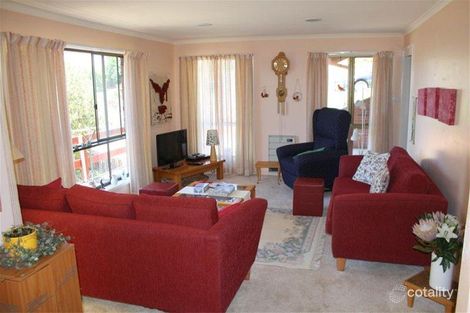 Property photo of 3 Windarra Place Cooma NSW 2630