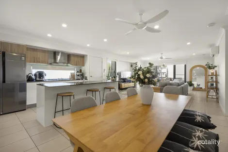 Property photo of 8 Kwila Crescent Peregian Springs QLD 4573