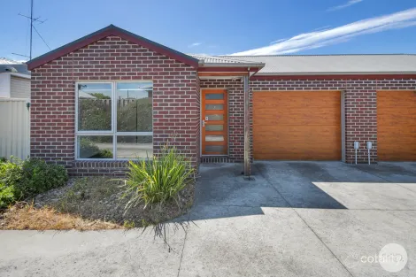 2/42 Bridge St, Sebastopol, VIC 3356