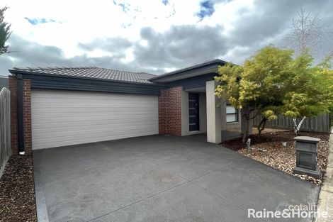 Property photo of 18 Hardware Lane Taylors Hill VIC 3037