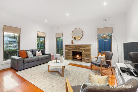 Property photo of 3 Rosstrevor Crescent Mitcham VIC 3132