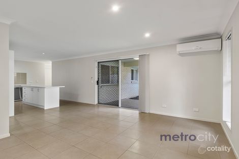 Property photo of 38 Honeyeater Crescent Moggill QLD 4070