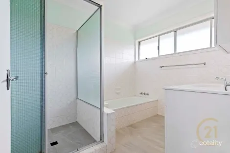 Property photo of 11 Baltray Place Ferny Grove QLD 4055