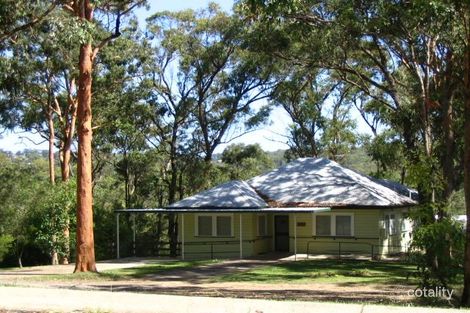 5 Lamington Dr, Eleebana, NSW 2282