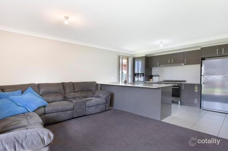 Property photo of 124 Wyndarra Way Koonawarra NSW 2530