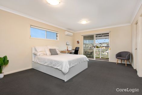 Property photo of 16 Pembridge Place Carindale QLD 4152