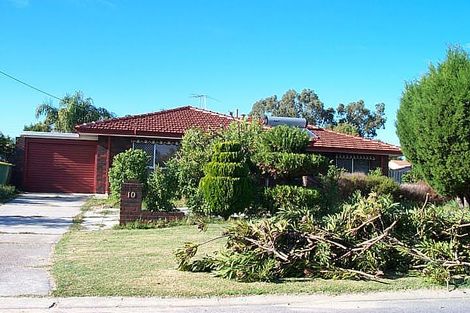 8 Currawong Way, Thornlie, WA 6108