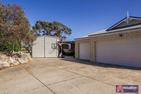 Property photo of 10 Lipscombe Close Golden Bay WA 6174