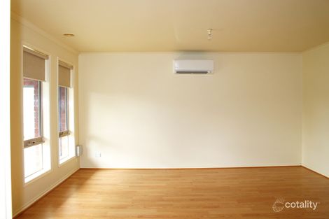 Property photo of 39 Breamlea Way Cranbourne West VIC 3977