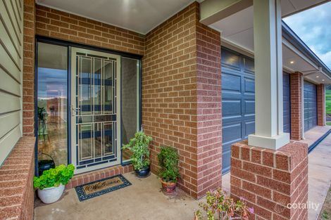 Property photo of 7 Gardenia Place Jindera NSW 2642