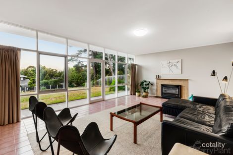 Property photo of 13-15 Pleasant Rise Croydon South VIC 3136