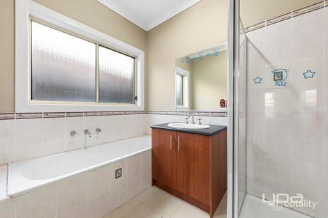 Property photo of 43 Barwon Street Taylors Hill VIC 3037