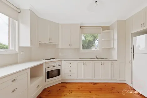 Property photo of 46 Daglish Street Curtin ACT 2605