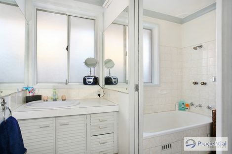 Property photo of 29 Templeton Crescent Moorebank NSW 2170