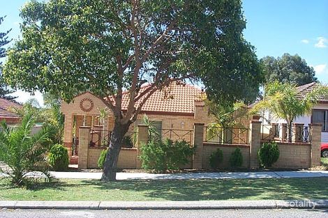 2/98 Ventnor St, Scarborough, WA 6019