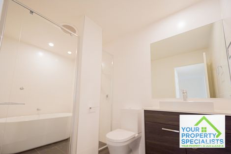 Property photo of 27 Fairbank Drive Gledswood Hills NSW 2557