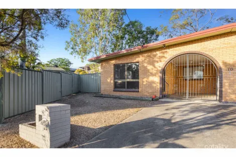1/16 Orr Ave, Kawana, QLD 4701