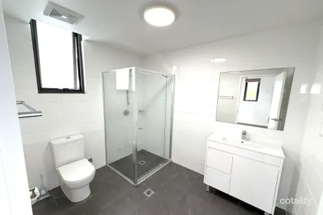 Property photo of 23/6-8 George Street Warwick Farm NSW 2170