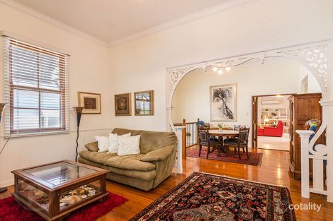 Property photo of 13 Mountjoy Terrace Wynnum QLD 4178