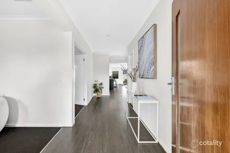Property photo of 15 Abundant Drive Mount Duneed VIC 3217