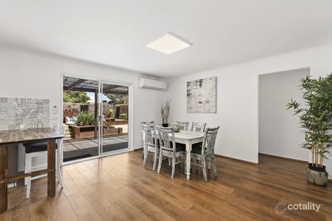 Property photo of 10 Alter Court Skye VIC 3977