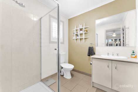 Property photo of 11 Lily Way Skye VIC 3977