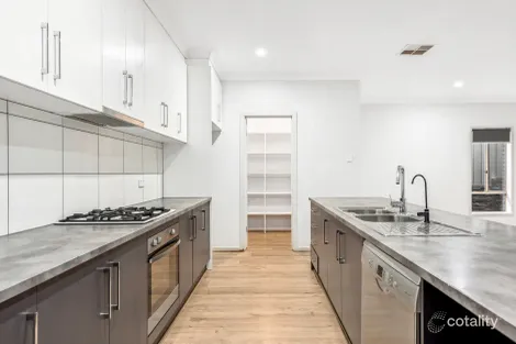 Property photo of 18 Oliphant Road Seaford Heights SA 5169