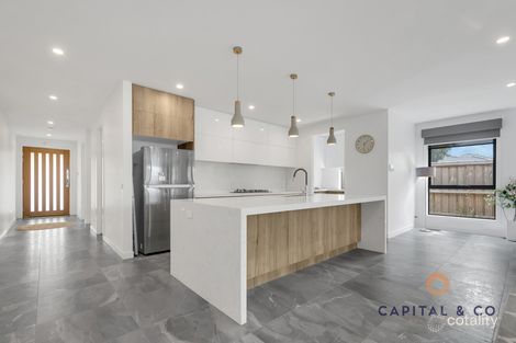 Property photo of 28 Brabourne Street Mickleham VIC 3064